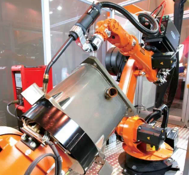 “兩會”關鍵熱點:信息化新階段