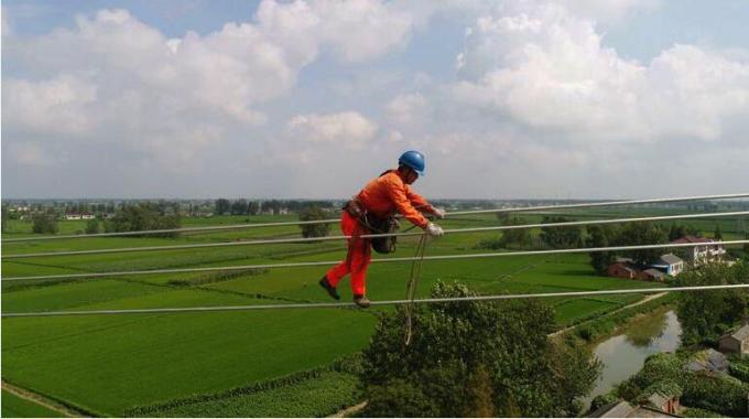 泰州±800千伏換流站至500千伏雙草變輸電工程大豐段進(jìn)入驗收階段