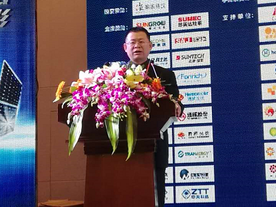 清華能源互聯網創新研究院政策發展研究室主任何繼江：利用能源互聯網推動分布式光伏發展