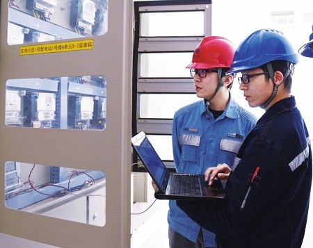 廣西電網崇左供電局在廣西率先實現智能電表、低壓集抄全覆蓋