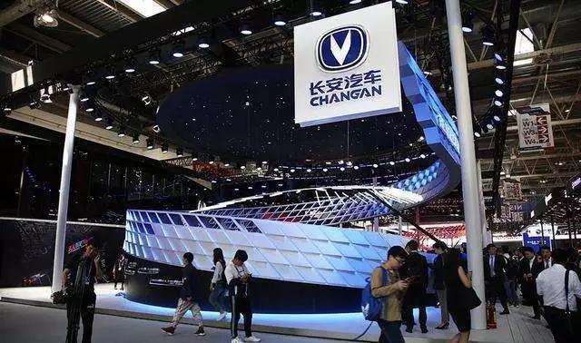 產品落地后遭車企大佬炮轟：新造車勢力還是大威脅嗎?