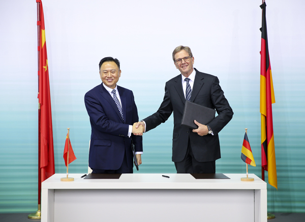 簽下一萬多億，一汽轉(zhuǎn)型之路勝算幾何？