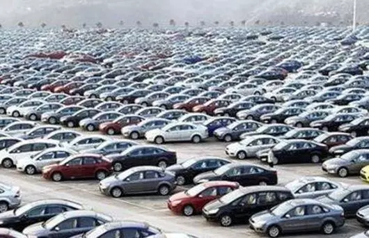 凜冬將至！自主品牌、傳統(tǒng)車(chē)企、新興勢(shì)力如何過(guò)冬？
