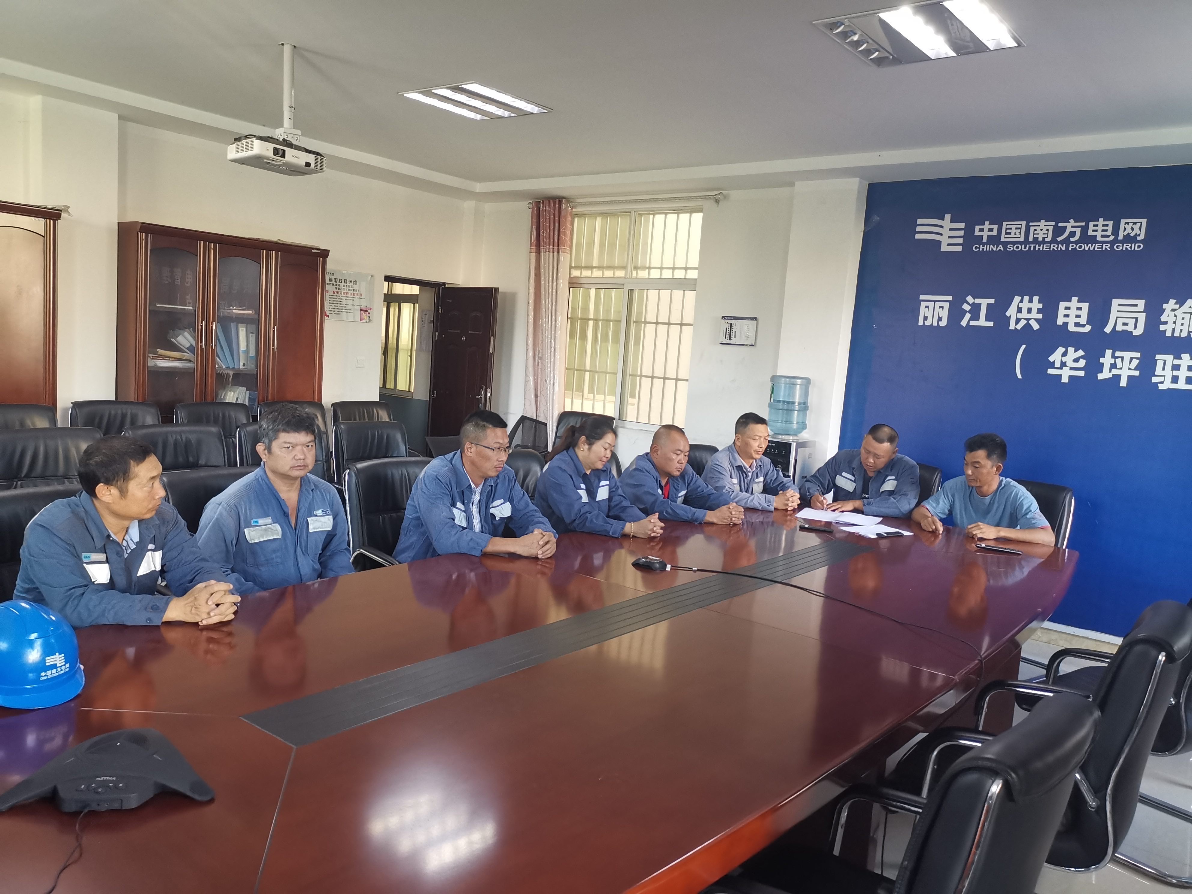 天津 華潤(rùn)電力售電公司_廣東售電公司共多少批_昆明售電公司電話(huà)